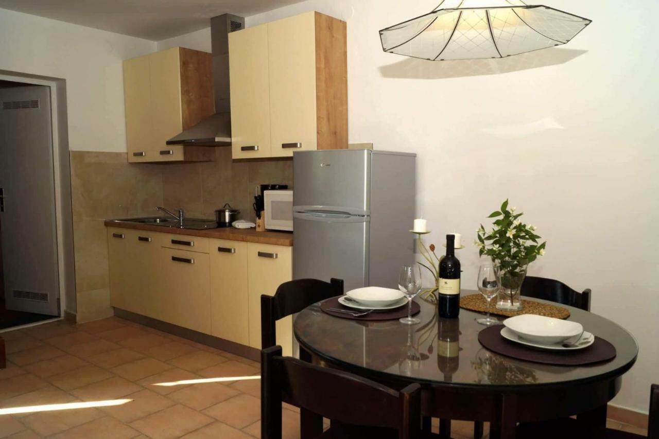 Apartman Eric Apartment Пула Екстериор снимка
